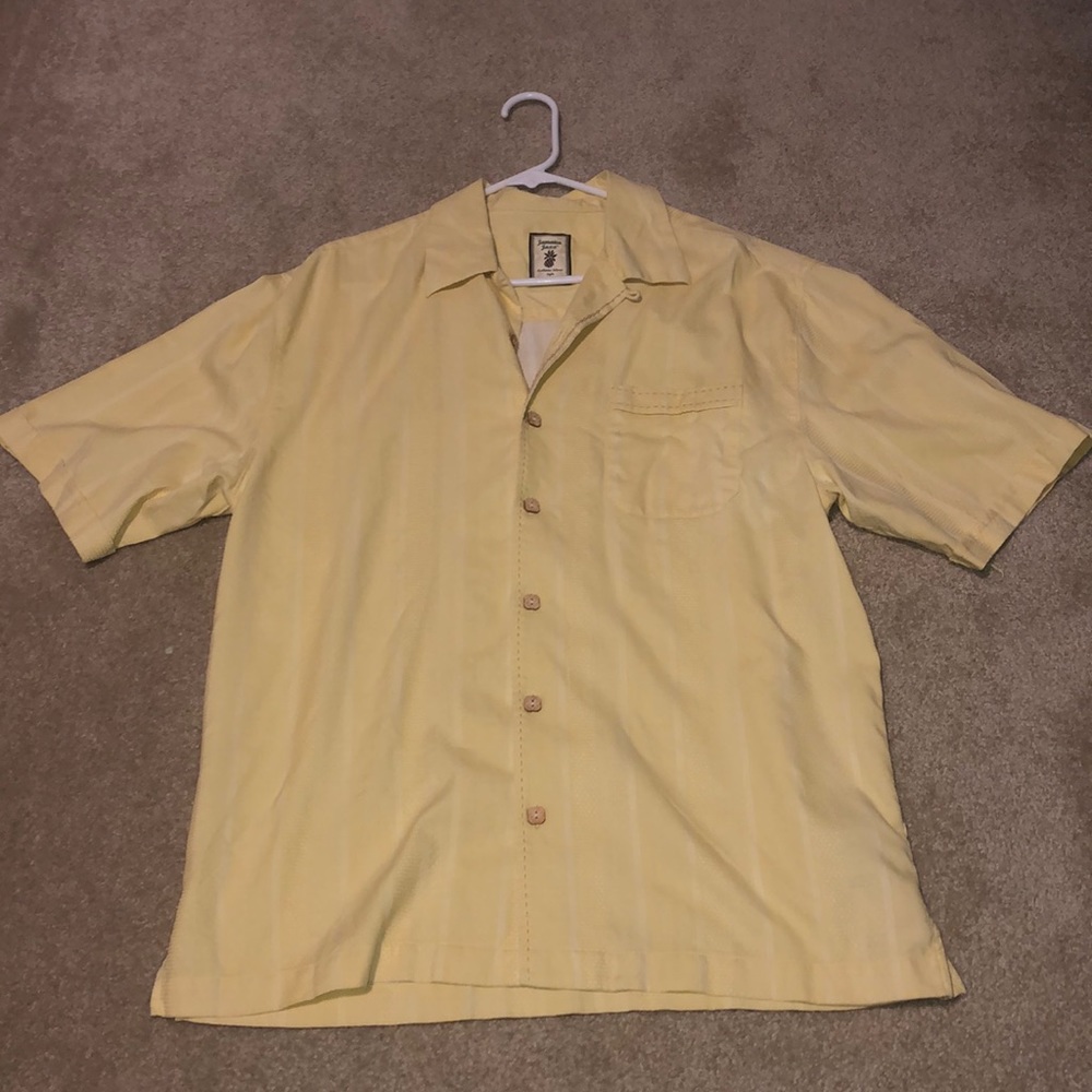 NWOT Jamaica Jaxx Button Down